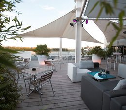 Terrasse Lounge bar